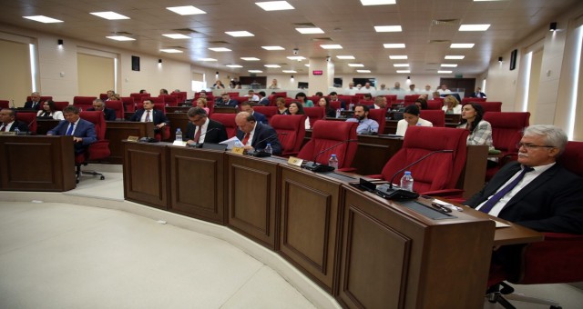 Belediyelerin Birleştirilmesine İlişkin (Özel) Yasa Tasarısı Meclis Genel Kurulunda oy çokluğu ile kabul edildi