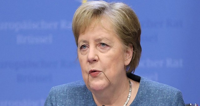 Merkel, Rusya – Ukrayna savaşı ile ilgili ilk kez yorum yaptı