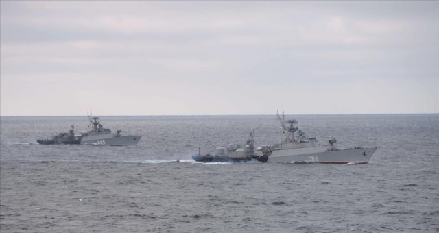 Ukrayna: Rus savaş gemileri Odessa kıyılarına ateş açtı