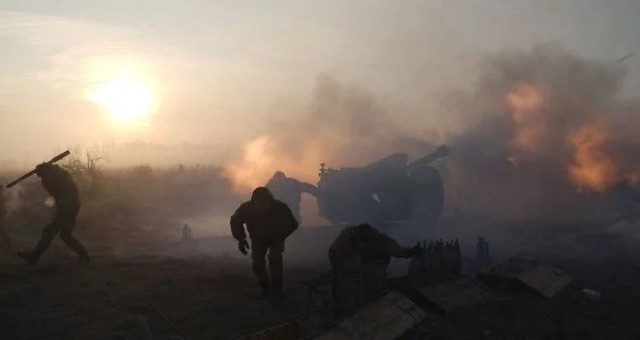 Rusya, Donbas için savaşa başladı!