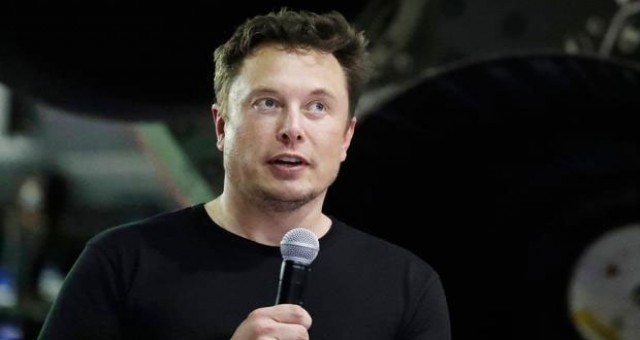 Elon Musk: Uzayda milyarlarca uydu için yer var
