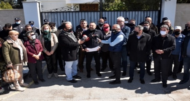 Bu Memleket Bizim Platformu Türkiye’nin Lefkoşa Büyükelçiliği’ne dilekçe verdi
