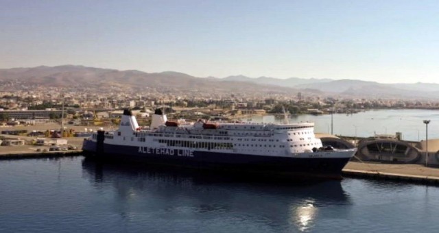 Yunanistan ve Güney Kıbrıs arasında 20 yıl sonra ilk gemi seferleri başlatıldı