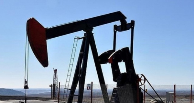 Brent petrolün varil fiyatı 100,37 dolar