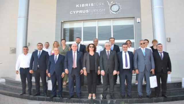 Azerbaycan-Türkiye İş Adamları Birliği, Kıbrıs Türk Sanayi Odası’nı ziyaret etti