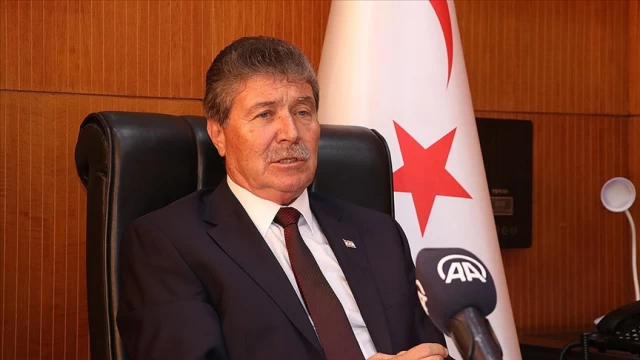 Başbakan Üstel: Bu yolu bitirmekte kararlıyız'