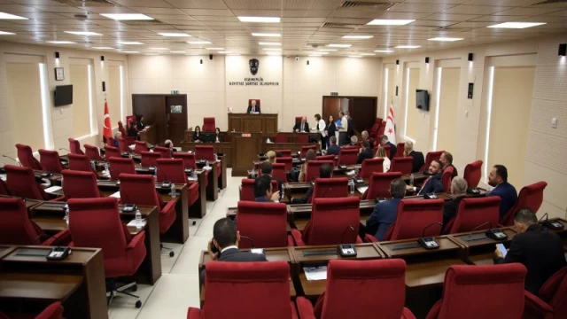 Cumhuriyet Meclisi Komitesi üç tasarıyı Genel Kurulun gündemine sevk etti
