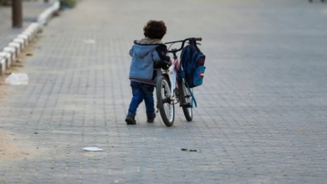 Güney Kıbrıs’ta yaklaşık 31 bin çocuk fakirlik ve toplumsal dışlanma tehlikesiyle karşı karşıya