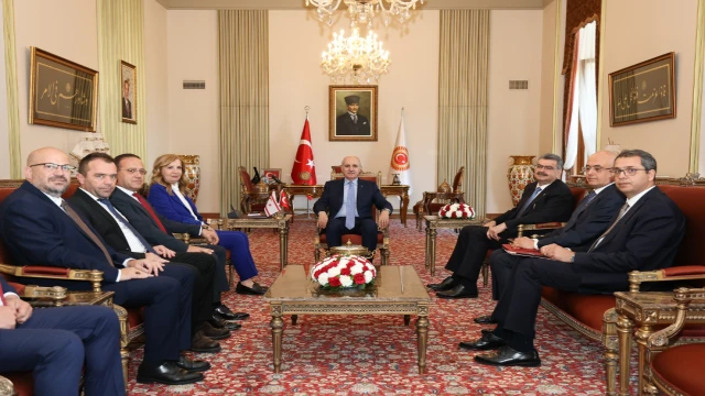 Meclis Komite Heyeti TBMM Başkanı Kurtulmuş Tarafından Kabul Edildi