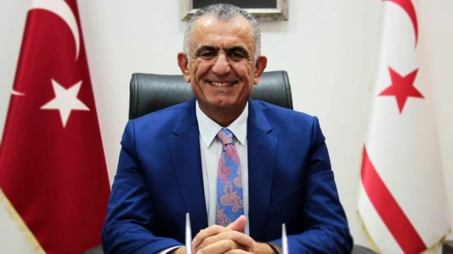 Milli Eğitim ve Kültür Bakanı Nazım Çavuşoğlu'ndan Anneler Günü mesajı: Hayatımıza kattığınız anlam, verdiğiniz emek ve gösterdiğiniz sonsuz sevgi için minnettarım.