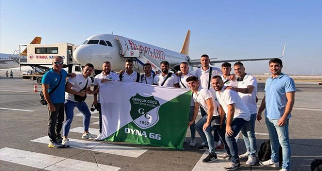 Gençlik Gücü Hentbol Takımı İzmir Yolunda