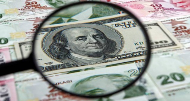 Dolar, 12 liranın üzerine çıktı
