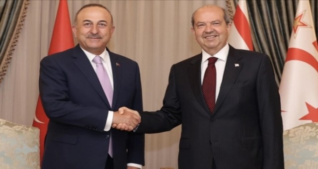 Çavuşoğlu’nun ziyaretine Rum siyasi partilerden tepkiler