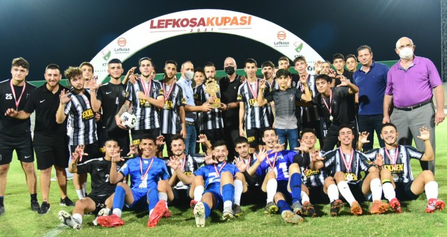 Lefkoşa Kupası’nın şampiyonu Yenicami