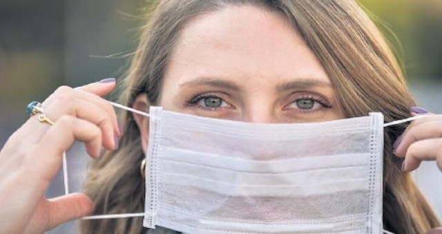 Güney Kıbrıs’ta maske takmak zorunluğu yeniden devrede