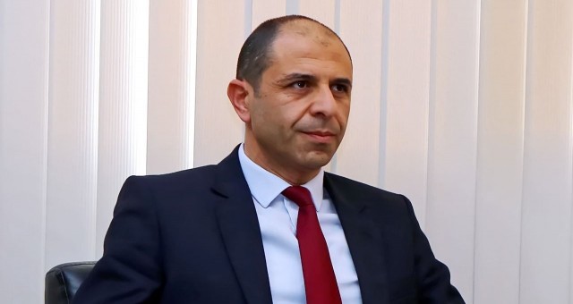 Nur topu gibi bir kaos daha doğdu!