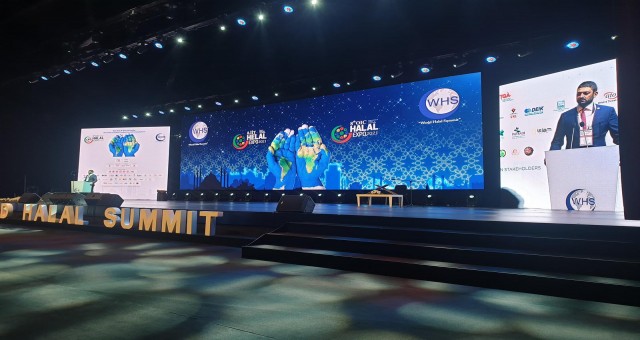 Bakan Atun, Dünya Helal Zirvesi ve İİT Helal Expo’ya katıldı