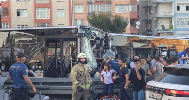 İstanbul’da metrobüs kazası: 42 yaralı