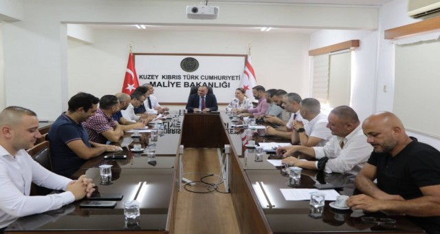 16 sendika Maliye Bakanı Şan’a taleplerini iletti