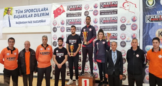 KIBRIS ŞAMPİYONU, AZİZ SPOR DERNEĞİ