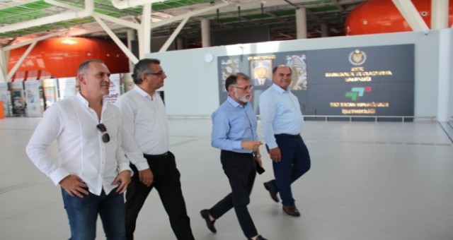 CTP Genel Başkanı Tufan Erhürman yeni Ercan Havalimanı’nda incelemelerde bulundu