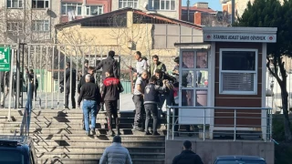 İstanbul Çağlayan Adliyesi önünde saldırı girişimi: 2 terörist etkisiz hale getirildi